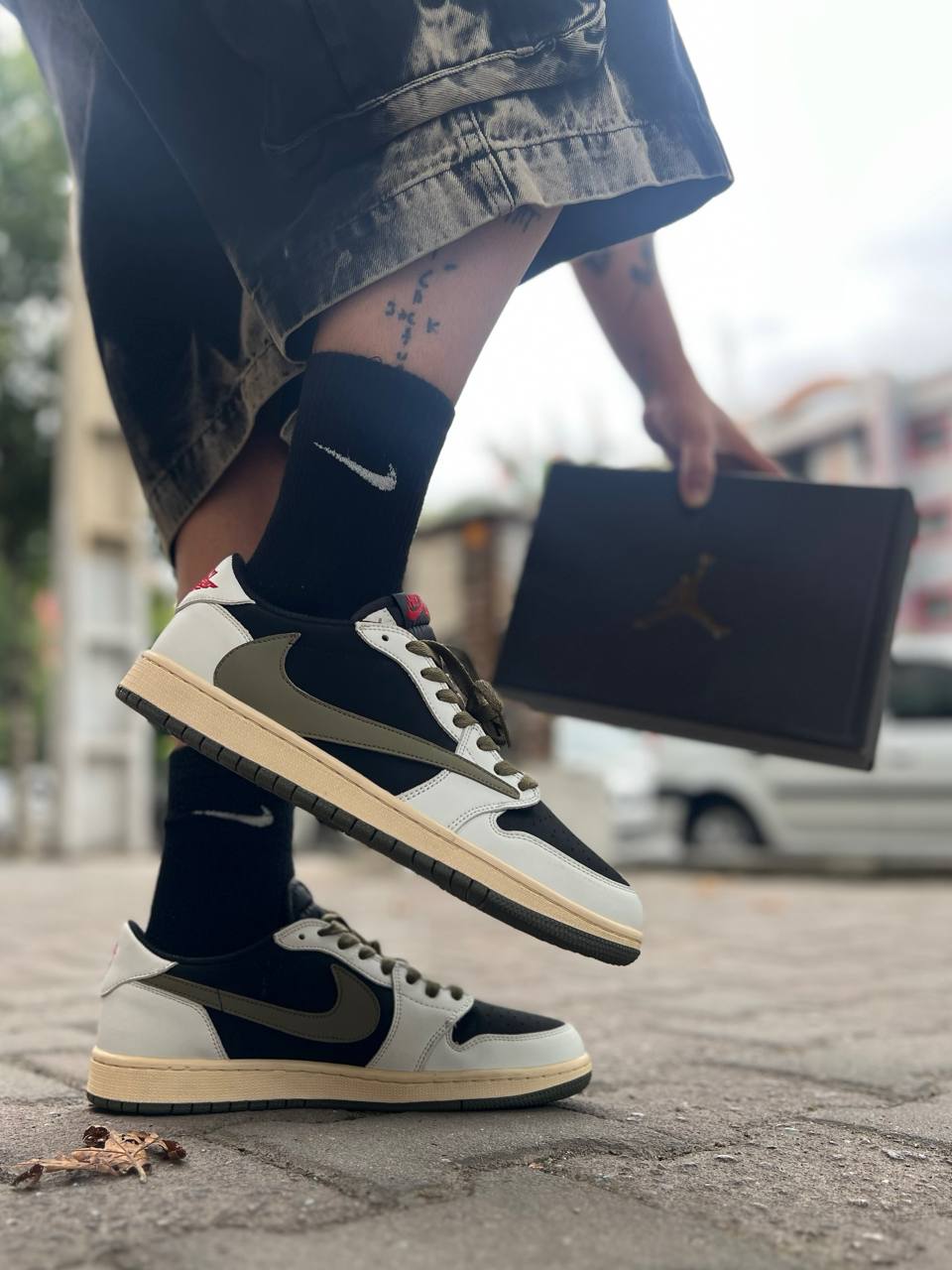 IMG_9272 J1 low travis scott olive / اولیو - تصویر 1