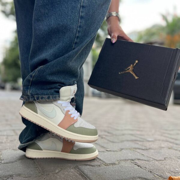 Jordan 1 low milan / جردن 1 لو میلان