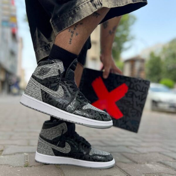 نایک جردن وان ربلیونر /  Jordan 1 Retro  Rebellionaire