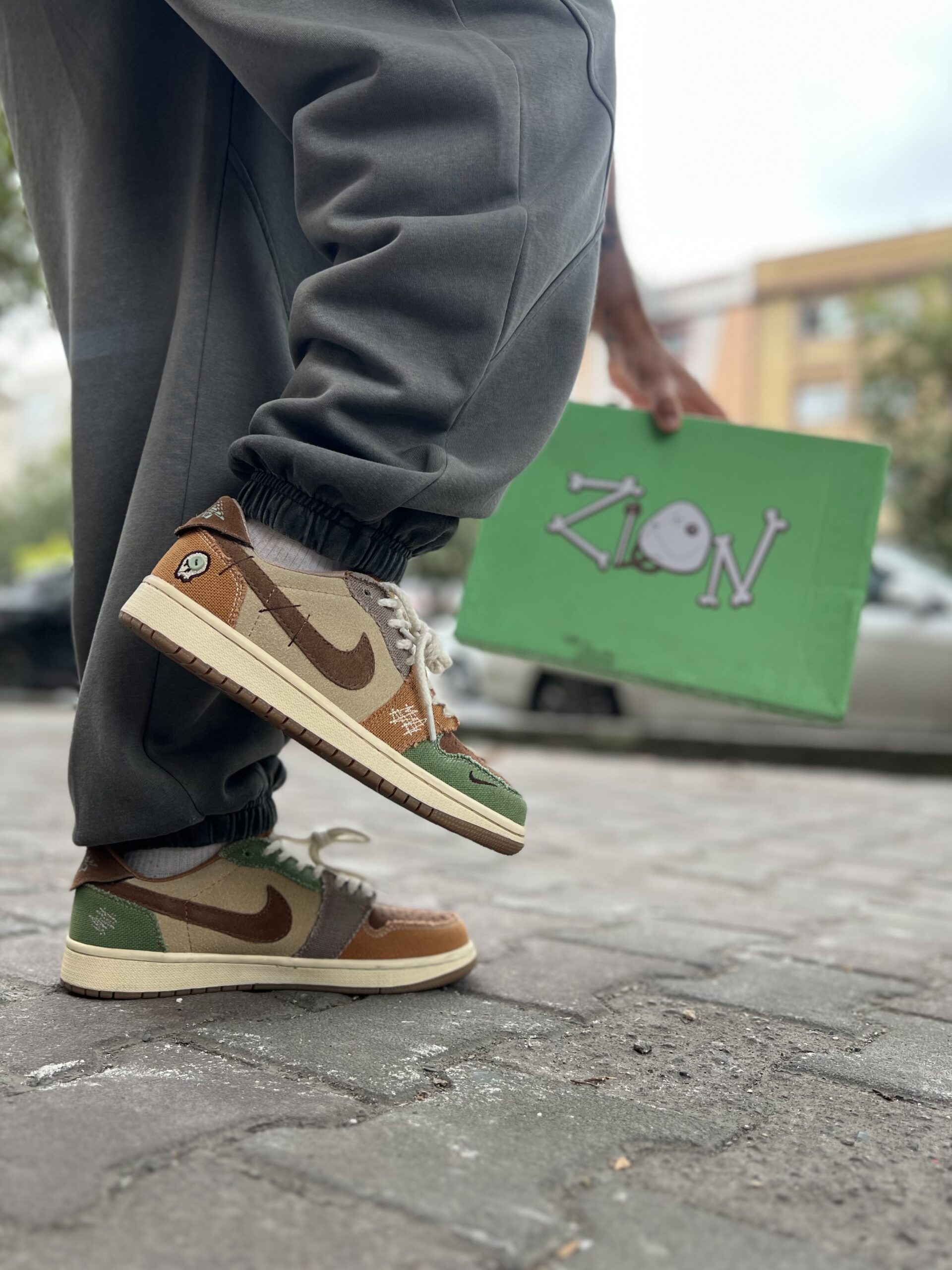 IMG_7887 (1) جردن ۱ لو – Jordan 1 Low - تصویر 1